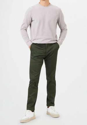 Chinos - green