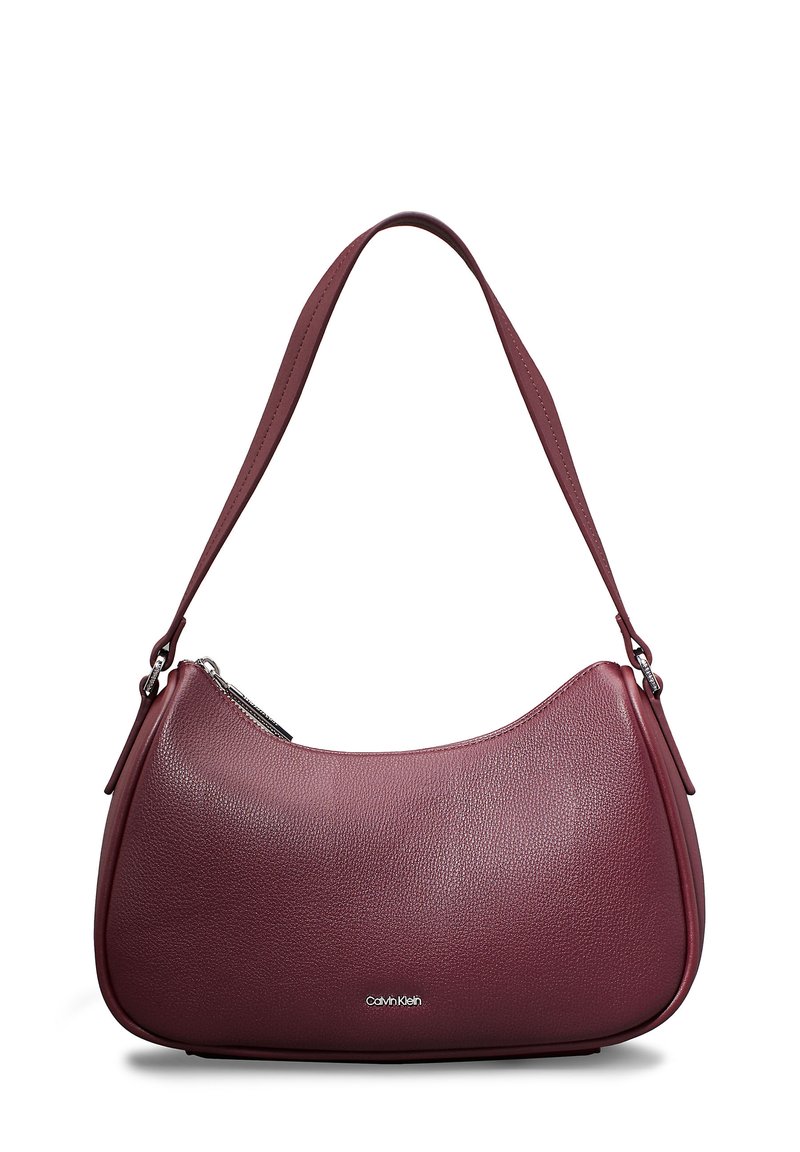 Calvin Klein REFINE SHOULDER BAG - Torbica - oxblood
