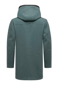 Teal hosszú kabát kapucnival és fekete bélésével. Simás textúra, egyenes szabás, minimalista dizájn, látható hardver nélkül.