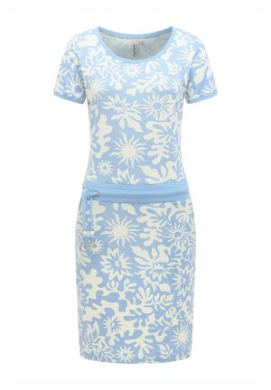 Jasnoniebieska sukienka z krótkim rękawem, z białymi abstrakcyjnymi wzorami kwiatowymi i słonecznymi, okrągłym dekoltem oraz paskiem wiązanym w talii.
