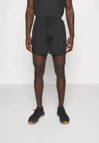 ICANIWILL STRIDE SHORTS - Spordišortsid - black