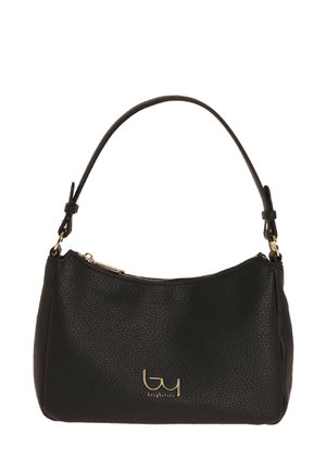 Borsa a mano in pelle nera strutturata con tracolla corta e cerniera dorata, con piccolo logo dorato sulla parte anteriore centrale.