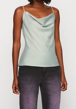YAS Top - light green