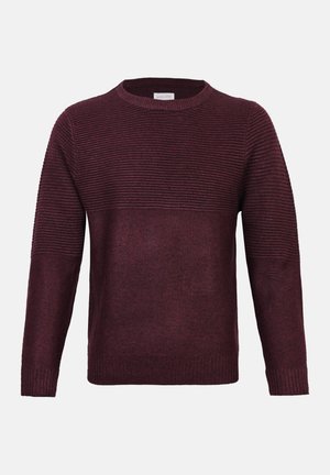 Μπορντό πουλόβερ πλεκτό με οριζόντια ριμπ υφή στο πάνω μέρος και λείο σώμα, λαιμόκοψη στρογγυλή και μακρυά μανίκια.