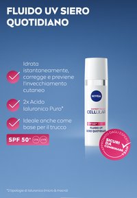 Bottiglia cilindrica bianca con accentuazione argentata lucida, etichettata "NIVEA EXPERT FILLER CELLULAR", con SPF 50+ e un adesivo circolare rosa di approvazione.