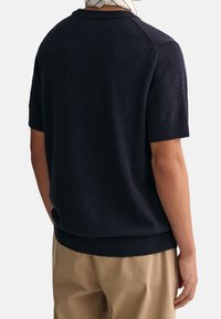 GANT Jednoduché tričko - dark blue