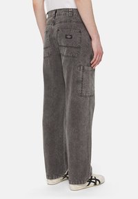 Dickies NEWINGTON - Džíny Relaxed Fit - dble dye acid wash black