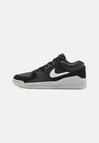 Unselected, black/white/neutral grey/oxidized green