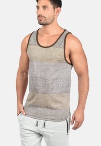 Solid SDCharan - Top - brown