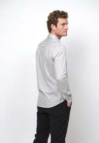 PROFUOMO Overhemd - grey