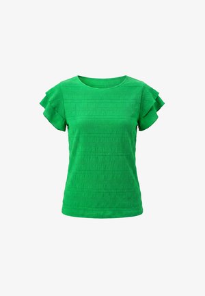 Világos zöld női rövid ujjú blúz texturált vízszintes csíkokkal és fodros réteges ujjakkal, kerek nyakkivágás, testhezálló szabás.