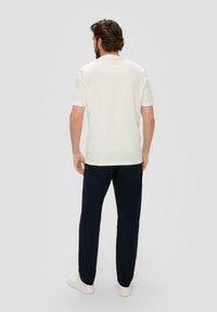 s.Oliver ARTWORK biały