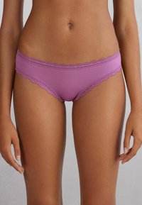 Intimissimi Trosor - rosa j bright violet