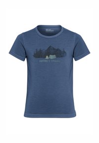 Polo azul de manga curta, feito de tecido macio, com uma gráfica de montanha, árvores e uma tenda com o texto "NATURE'S NOMADS" em verde.