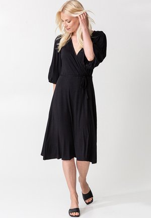 SENJA - Jerseyklänning - black