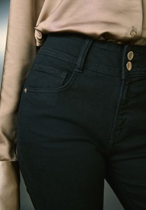 Next REGULAR FIT - HIGH RISE STRETCH  - Trapézfarmer - black