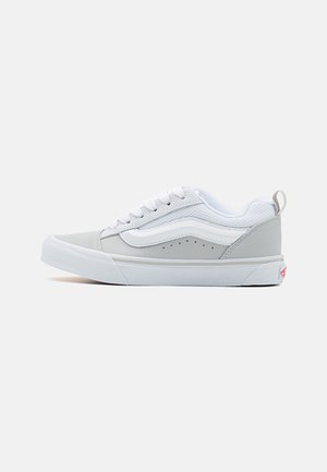 Vans KNU SKOOL UNISEX - Skate shoes - white/red