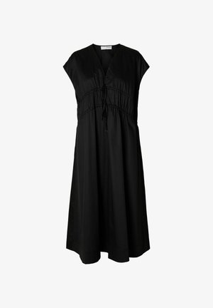 Schwarzes Kleid aus glattem Stoff, mit V-Ausschnitt, kurzen Ärmeln, Kordelzug in der Taille und fließendem Design mit einem knielangen Saum.