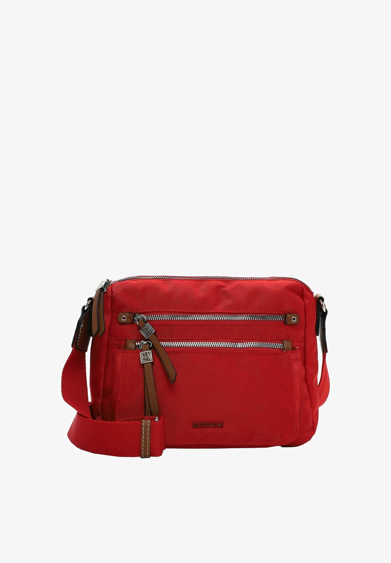 Sac bandoulière rouge avec deux poches avant zippées, tirettes en cuir marron et une sangle en tissu rouge réglable.