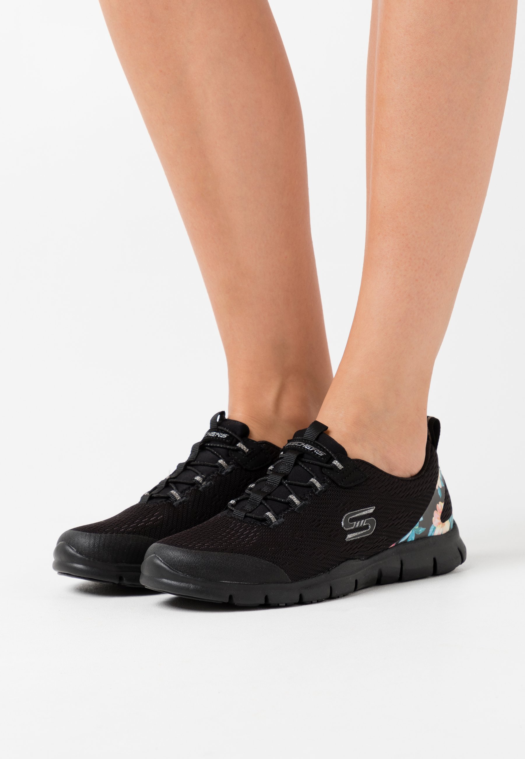 Skechers Slippers - black Skechers Slippers - black