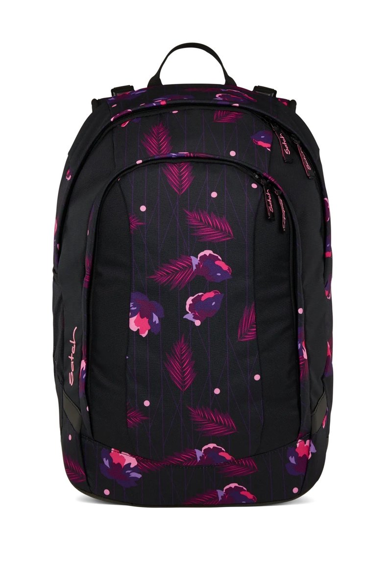 Sac à dos noir avec un motif floral en rose et violet. Il présente plusieurs compartiments zippés et des bretelles rembourrées.