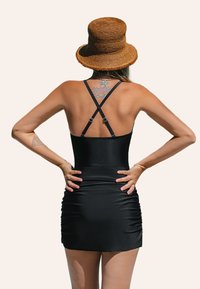Cupshe HALTER CROSSBACK RUCHED  - Strandaccessoire - black