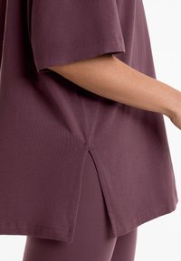OYSHO Tricou basic - mottled pink