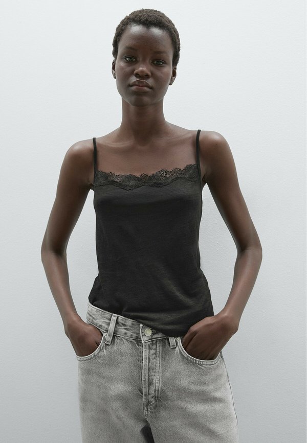 STRAPPY WITH LACE DETAIL  - Top