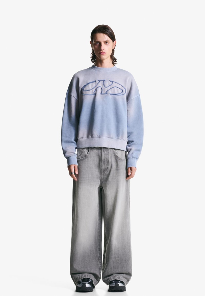Bershka MEGA BAGGY  - Džínsy široké - mottled dark grey