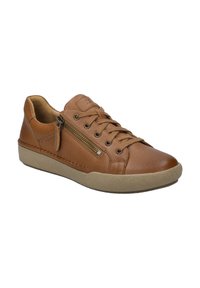 Zapatilla de cuero marrón con suela de goma beige, con cierre de cordones, puntera redonda y detalle de cremallera lateral para facilitar el uso.