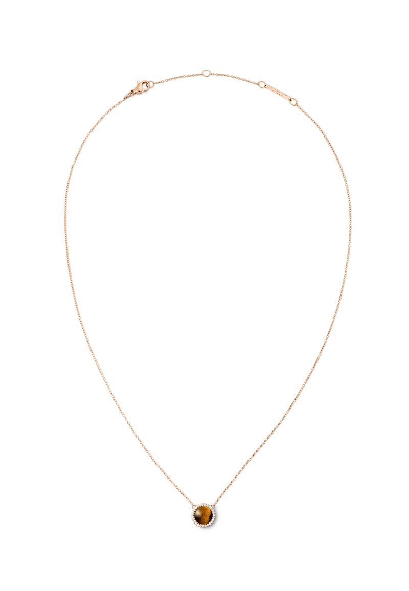 Guldtonet kæderez til halskæde med en rund tigerøje vedhæng, omkranset af en ring af små klare sten, med en lille krok lukning.