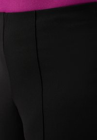 Vero Moda Curve VMCBECKY PULL ON - Trousers - black