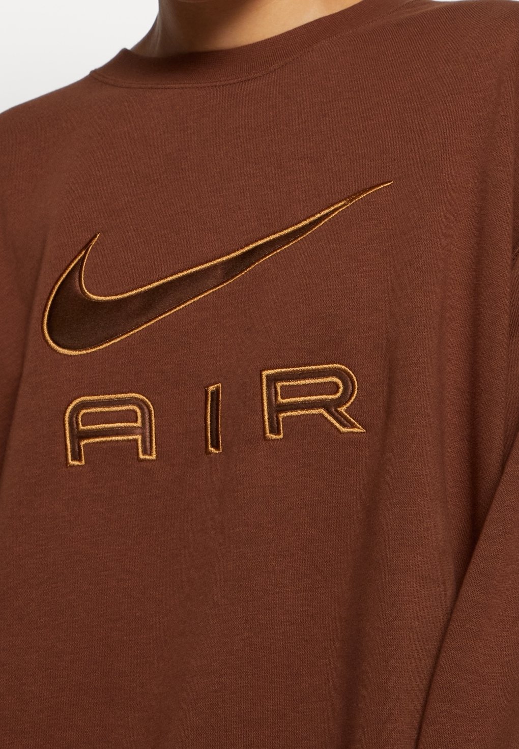 nike air brown crew neck