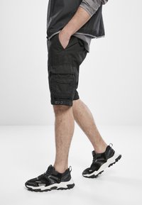 Urban Classics DOUBLE POCKET  - Shorts - black