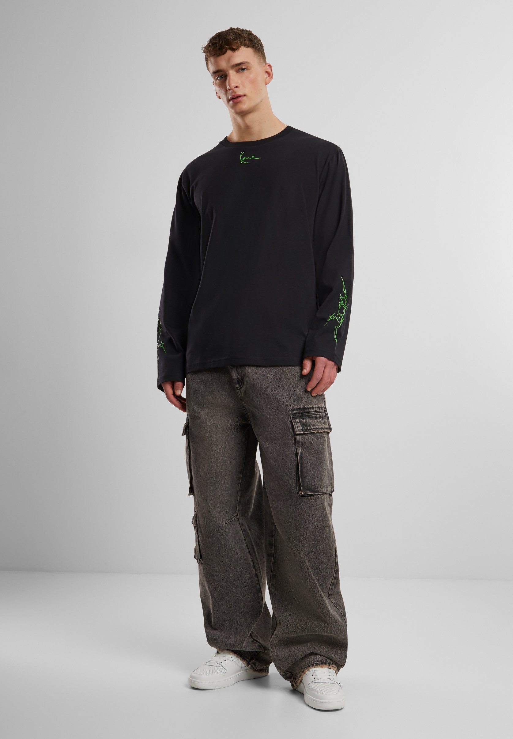 KARL KANI◆カールカナイ ロンT Small Signature Tribal [Black] Karl Kani SMALL SIGNATURE TRIBAL - Long sleeved top - black