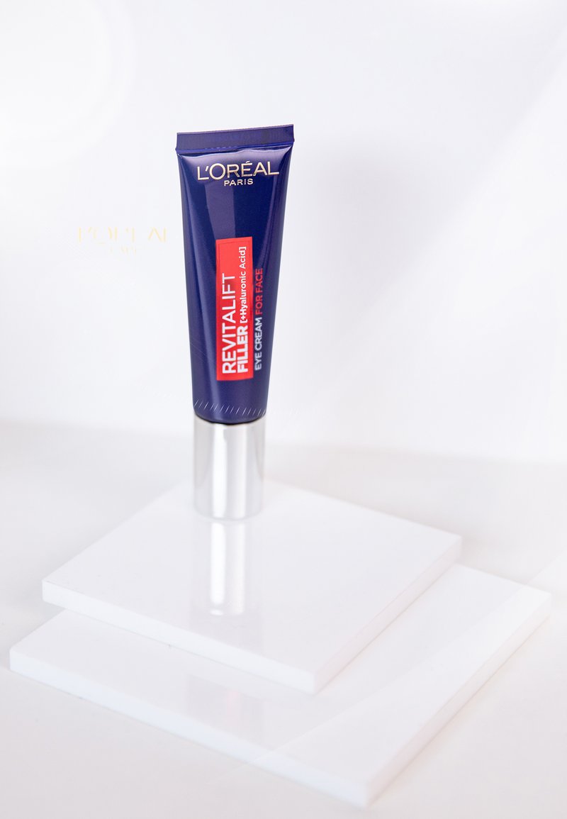 Crème Contour Des Yeux L'Oréal Revitalift Filler - 30ml - À L'Acide Hyaluronique - Exp. 03/2030