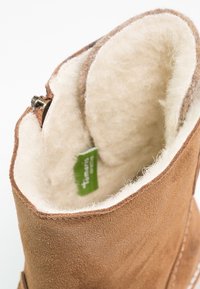 Tamaris Bottines à lacets - camel