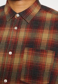 Only & Sons ONSLUCA LIFE TWILL CHECK - Camisa - kangaroo