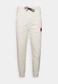 Não selecionado, natural