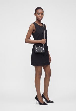 KARL LAGERFELD, K/SOIREE MINAUDIERE PINS - Τσαντάκι - black