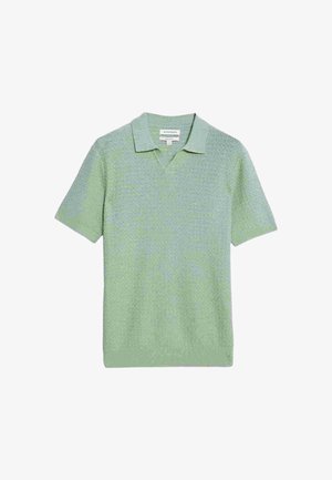 Korte mouw polo in gestructureerd lichtgroen katoen. Heeft een V-hals kraag en ribgebreide manchetten met een licht ontspannen pasvorm.