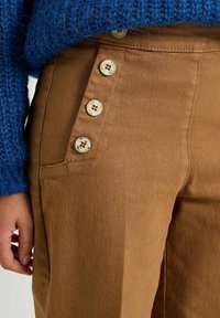 Grain de Malice POMPON - Vaqueros rectos - camel