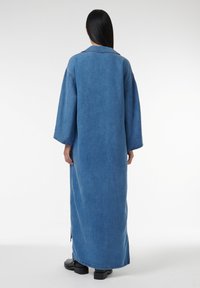 Leem V-NECK - Maxi-jurk - blue