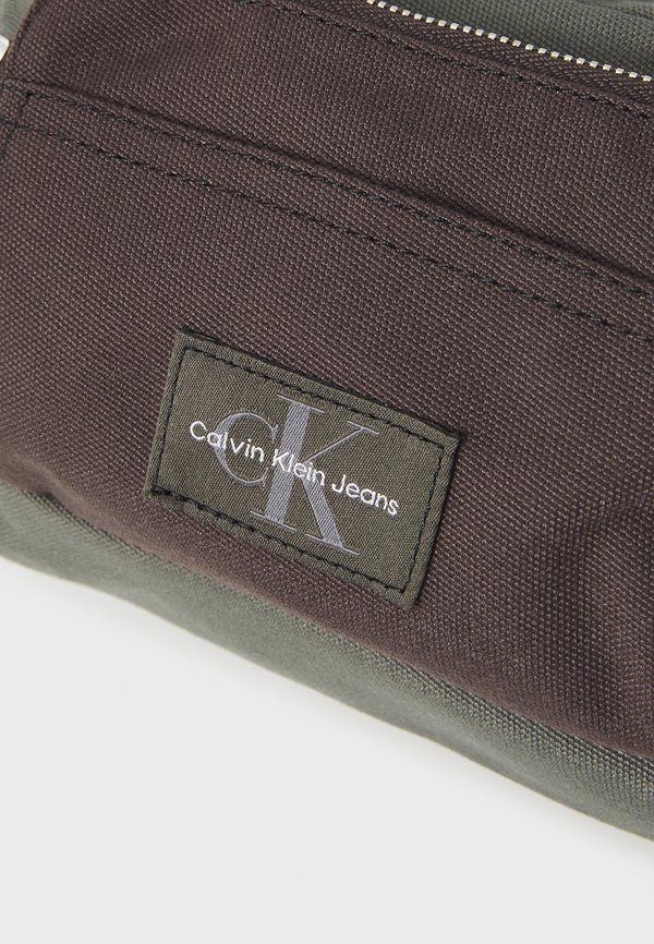 WORKWEAR CAMERA BAG POCKET - Cross body bag - beluga3