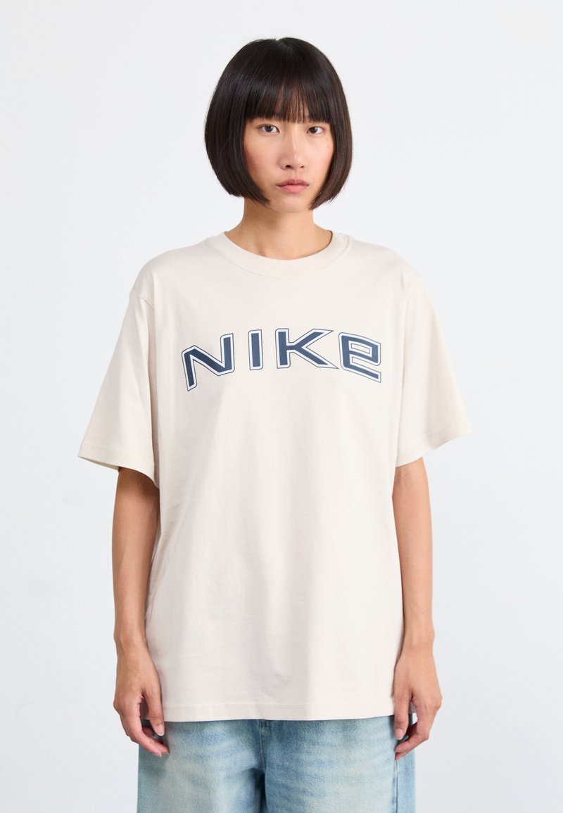 Nike Sportswear PHOENIX TEE - Camiseta estampada - orewood