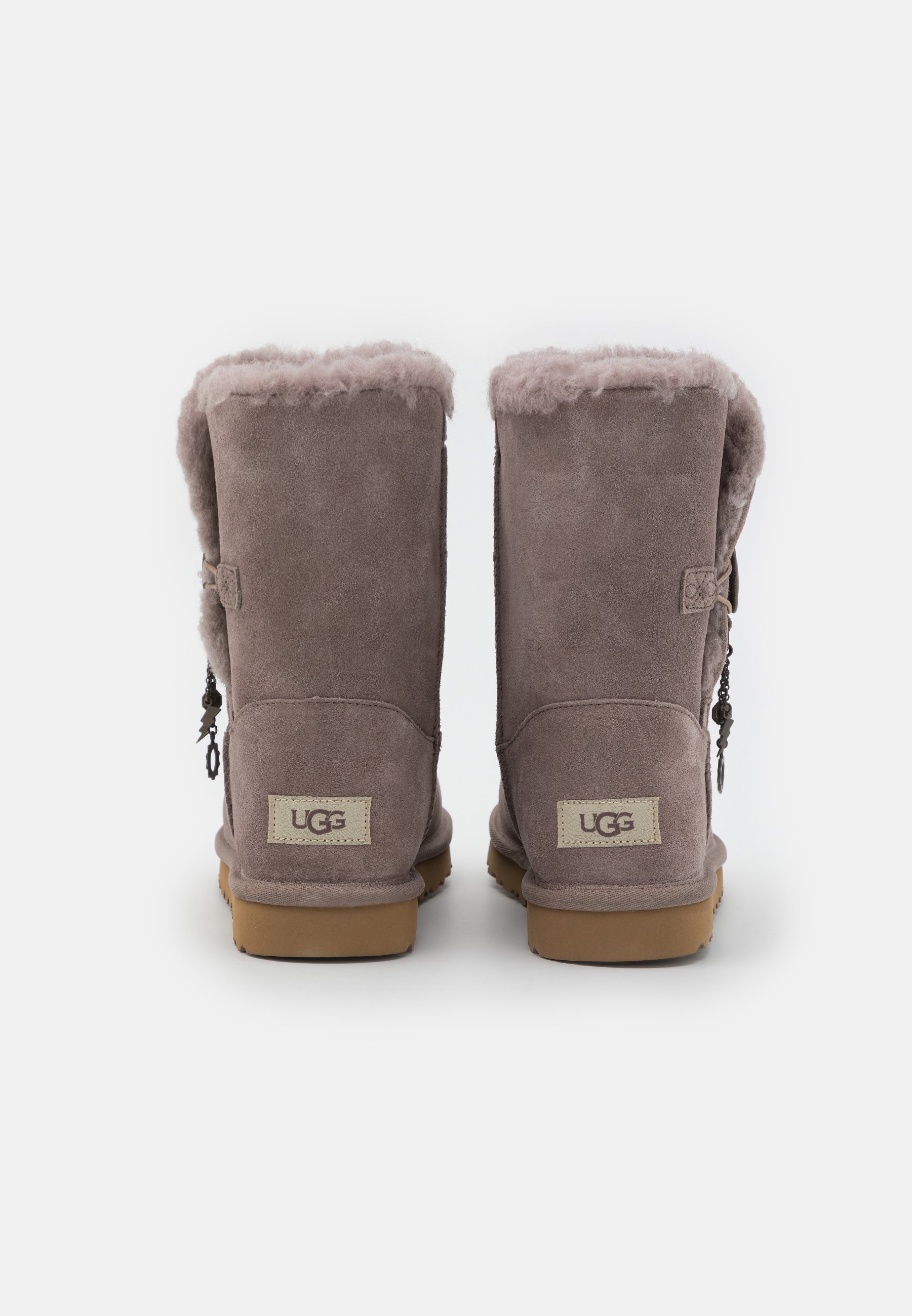 ugg azalea
