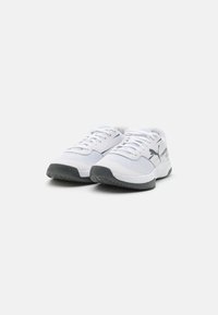 Puma VARION II UNISEX - Boty na házenou - white/shadow gray