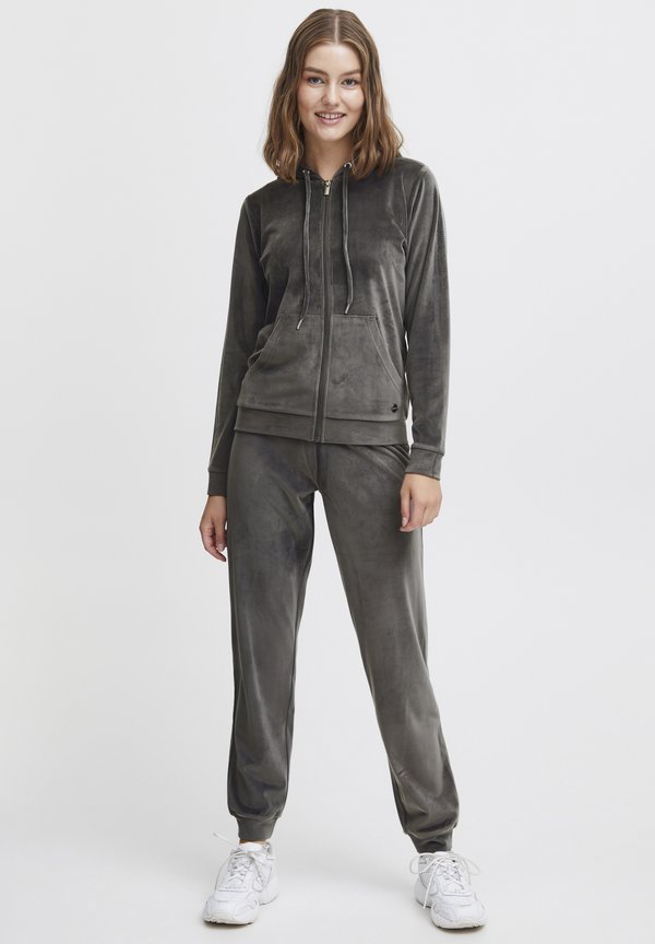 OXMITTA SET - Tracksuit - castlerock