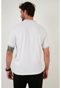 Buratti SLIM FIT - Polokošeľa - white