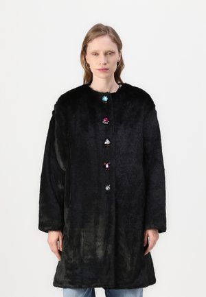Winter coat - black